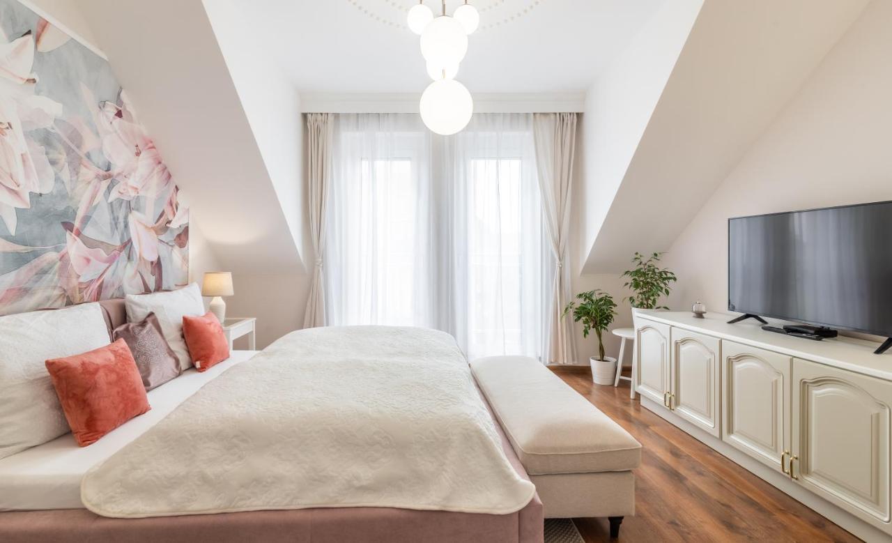 Monarchia Apartman Pearl Mosonmagyaróvár Exterior foto
